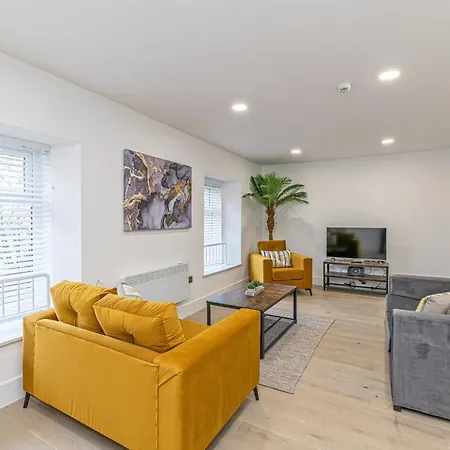 Eden Grove Retreat By Guestz